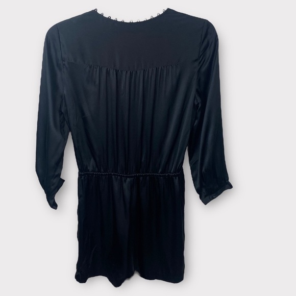NEW L’AGENCE size 2  silk blend black romper trim loop black - Picture 2 of 8